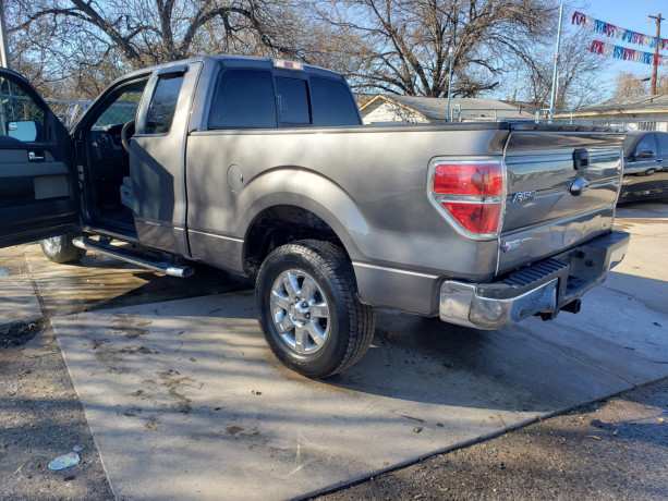 2014-ford-f-150-extended-cab-big-6